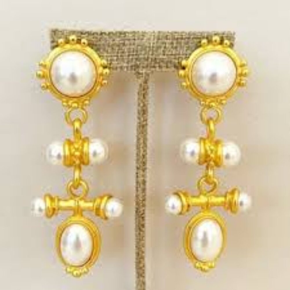 ELC94 Extra Pearl Dangling Earrings by BUNNY